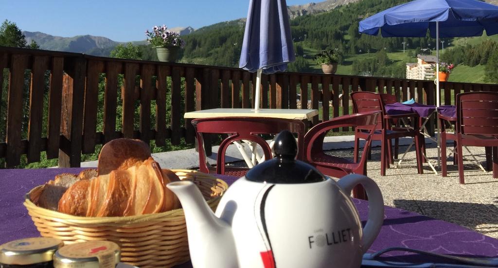 Le Sestriere Hotel Allos Buitenkant foto