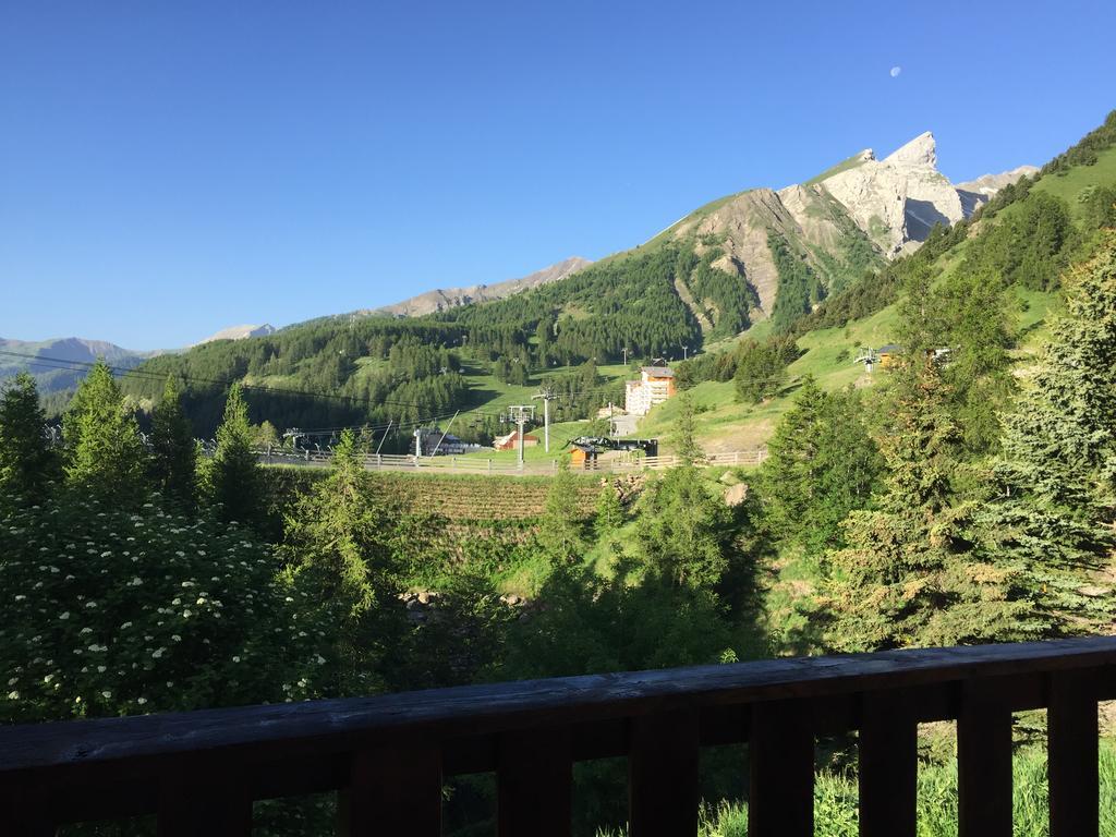Le Sestriere Hotel Allos Buitenkant foto